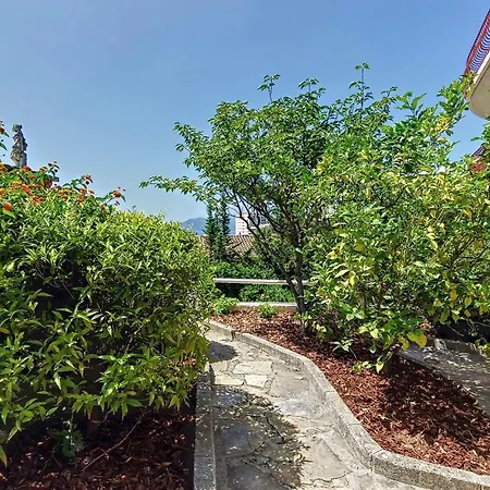 Henri Camille Real Estate -victoire - One Bedroom Sea View 4*